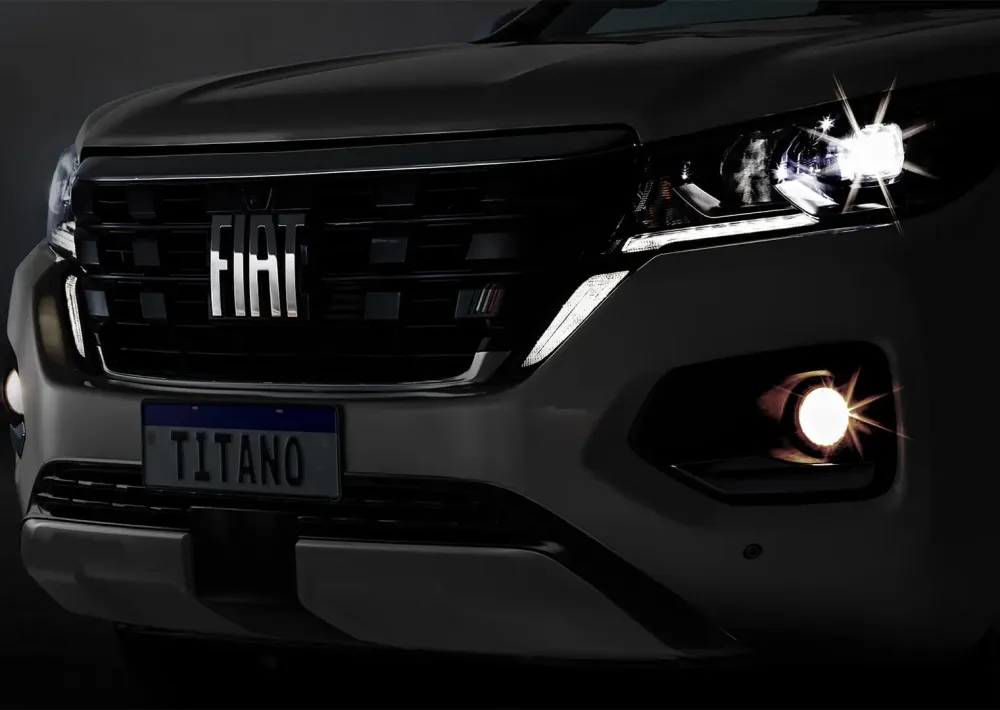 Fiat Titano faros led